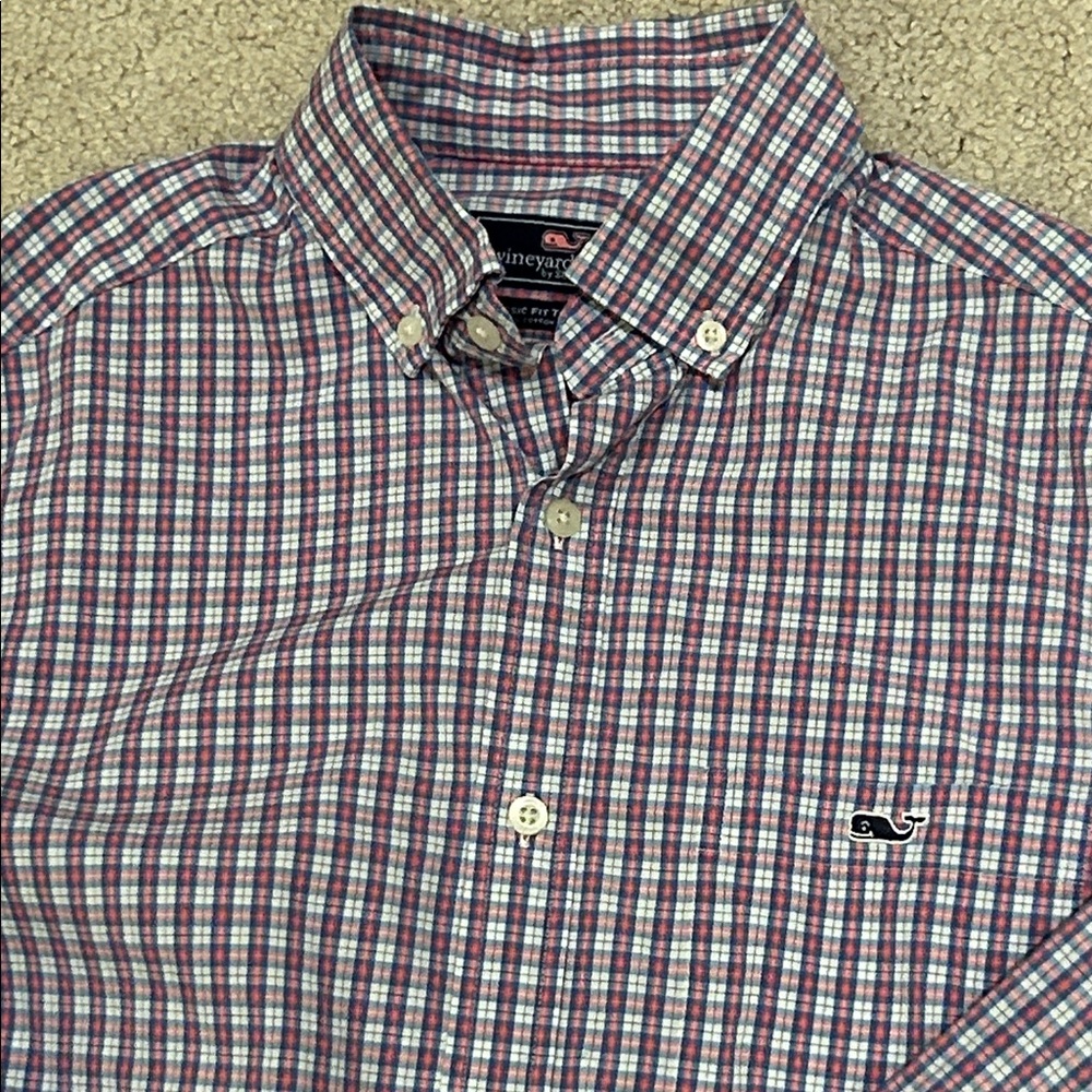 Vineyard Vines Men's Checkered button down shirt